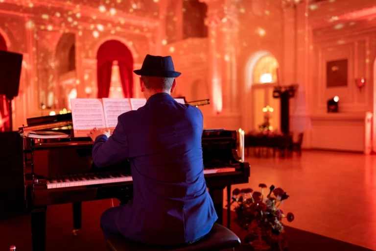 EQT_Christmas_Party_2025_(233)